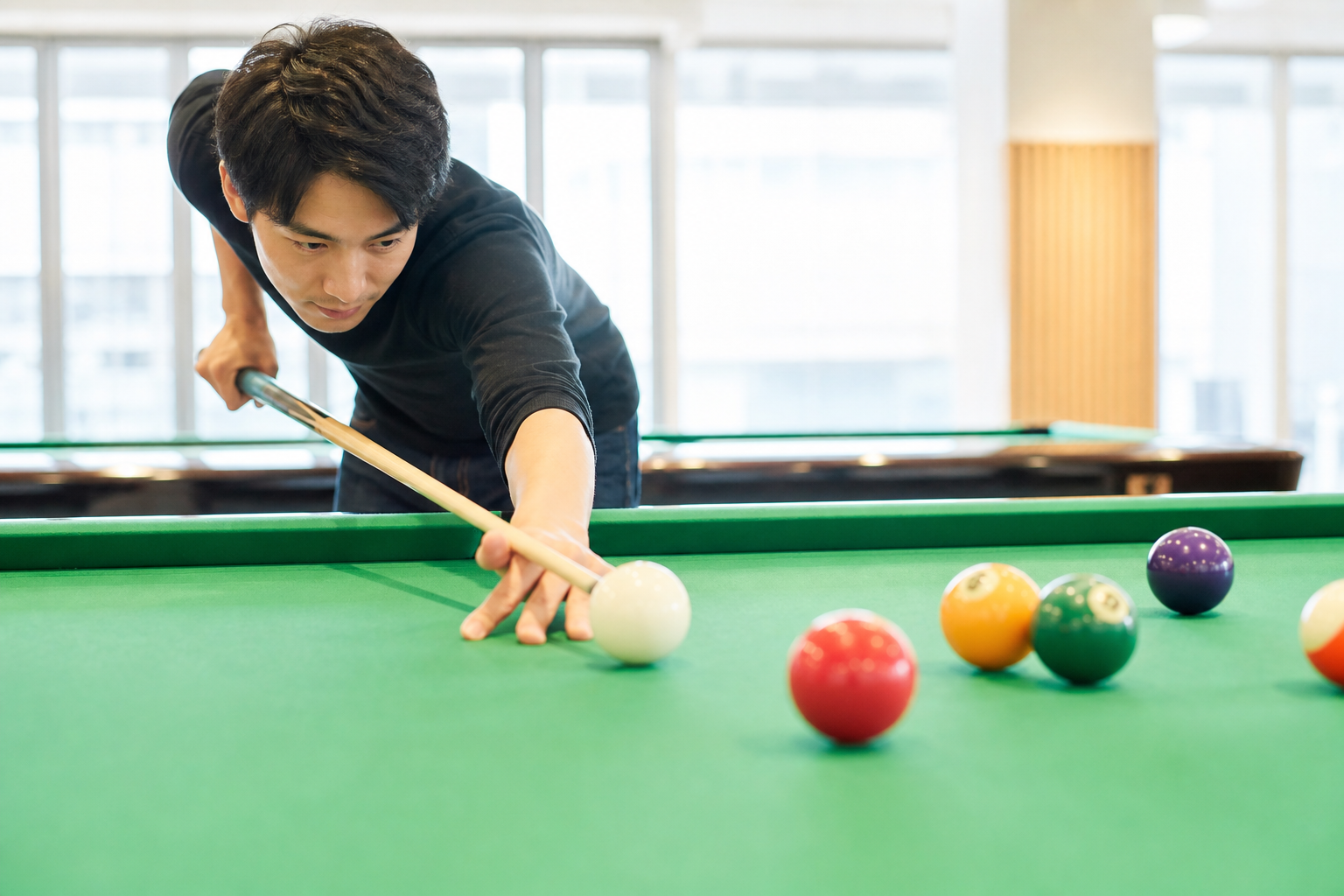 ビリヤードのキュー持ち方から選ぶ|初心者が5年で払う総額を実測