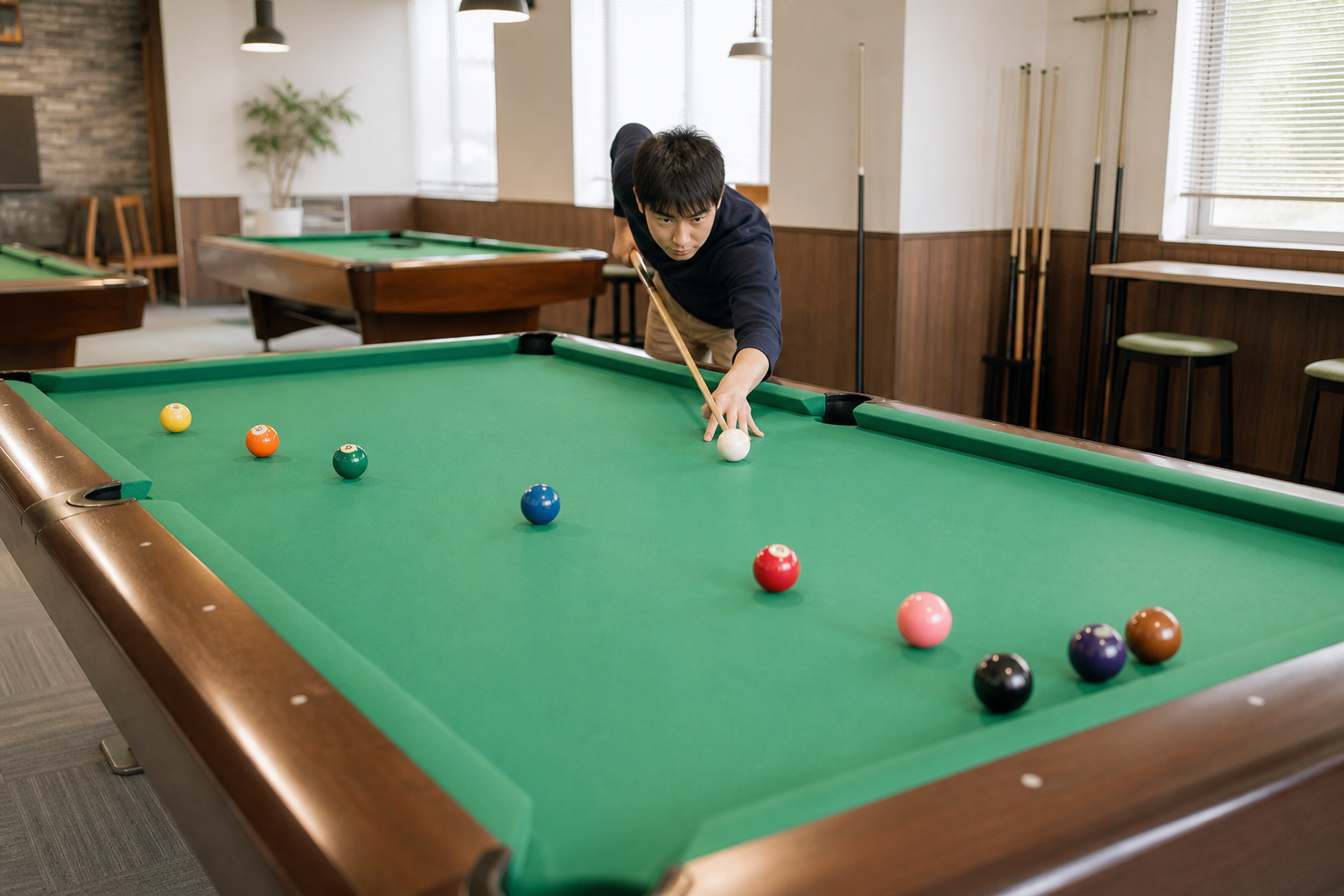 一人でビリヤード場に行くのは変ですか？
